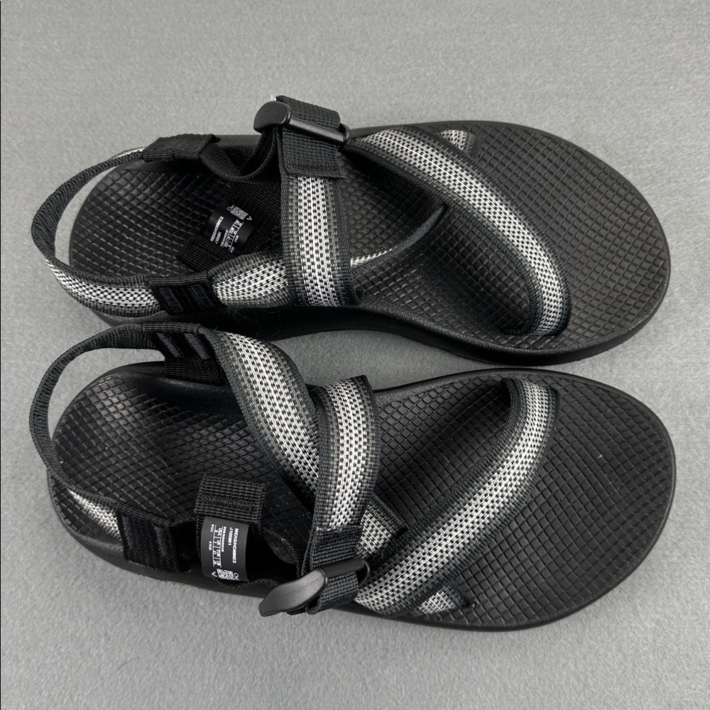 Chaco Men’s Z/1 Classic Sport Sandals Split Gray Size 8 Adjustable Straps